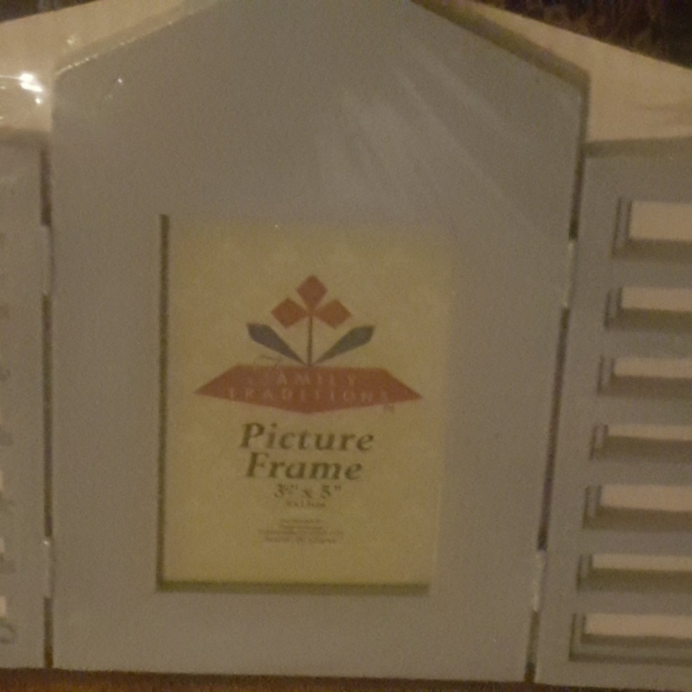 3x5 American Traditions Picture Frame